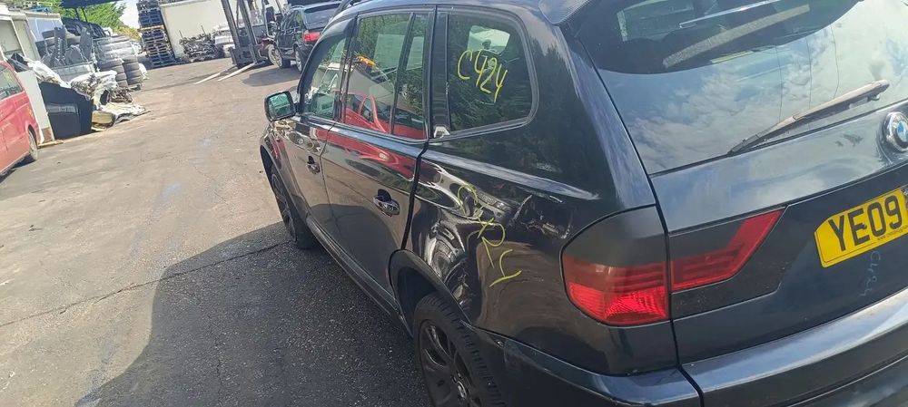 Dezmembrari / Dezmembrez BMW X3 E83 2.0 N47D20O0 cutie viteze automată cod culoare CARBONSCHWARZ METALLIC (416)