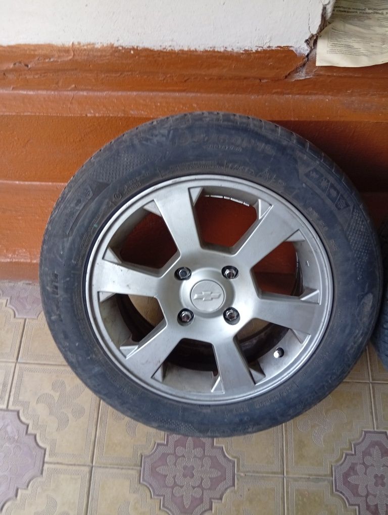 Disk 15 razmer xolati ideal singan tirishinia olgan joyi yoʻq jentira