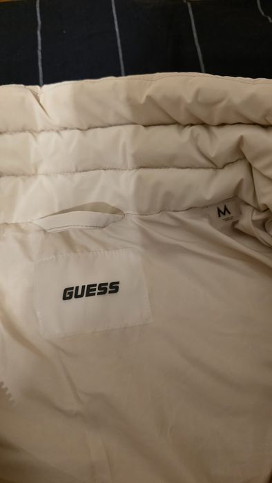 Дамско зимно яке GUESS