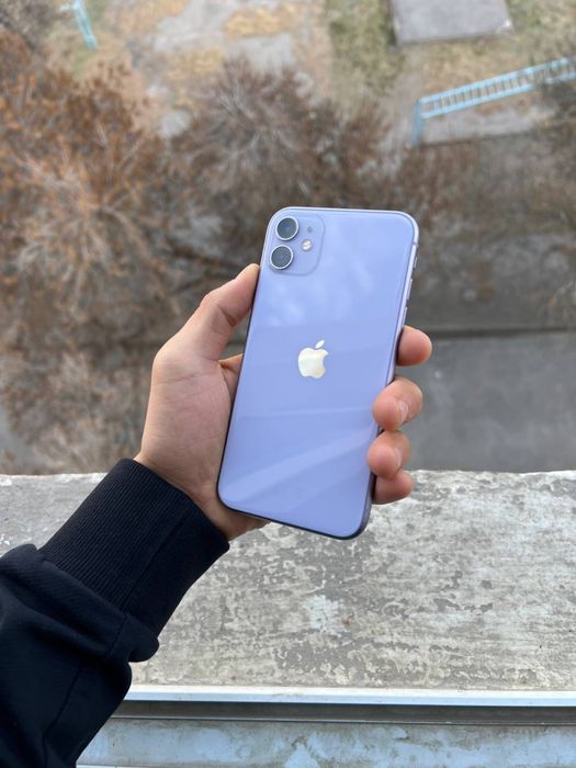 Iphone  11 78 radnoy 64 talik
