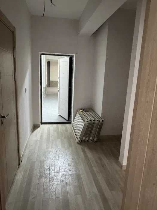 ZARAFSHAN 3 комнатная 85м2 1этаж ор-р PIRAMIT TOWER срочно\НОВОСТРОЙКА