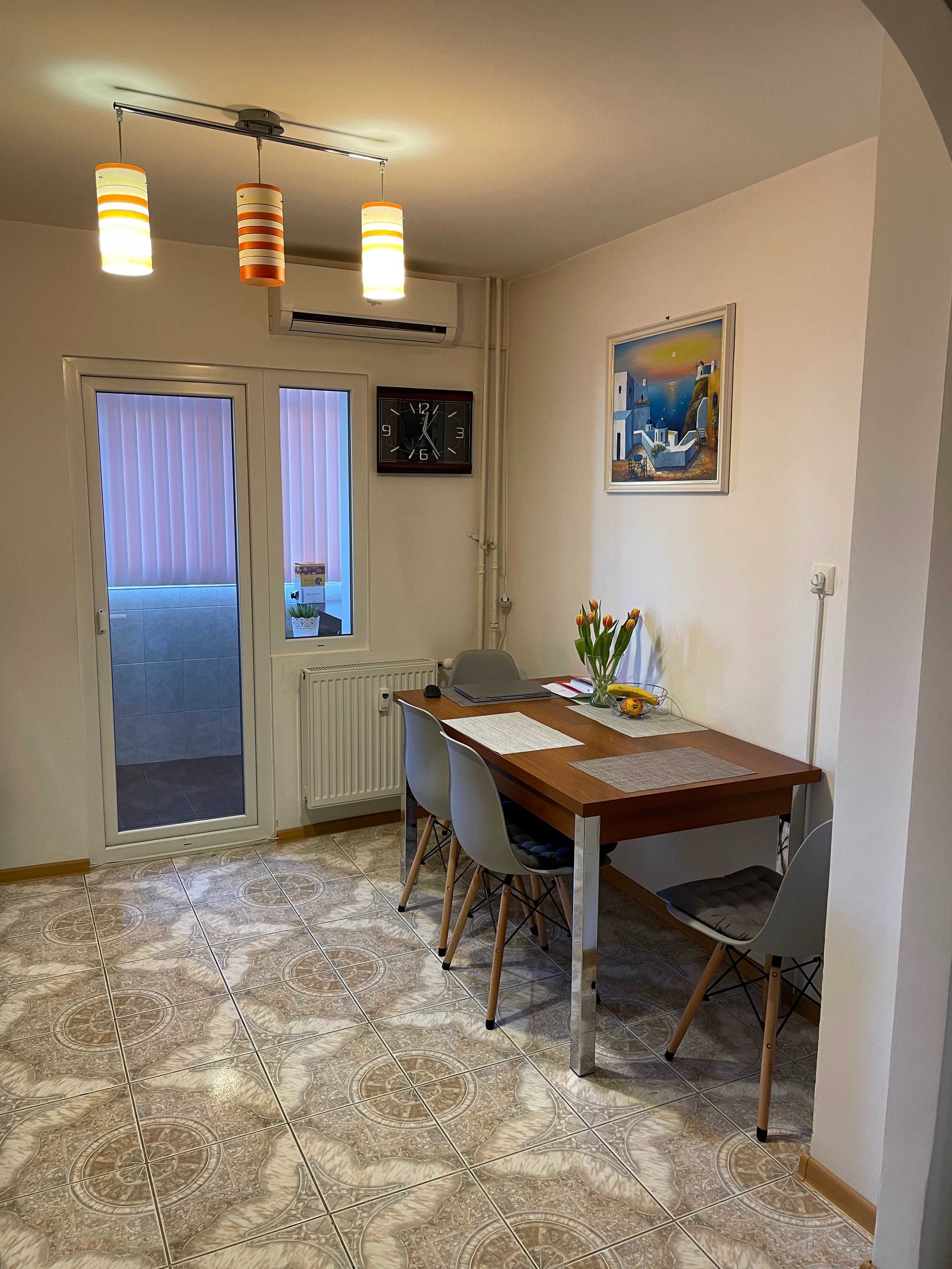 Apartament de inchiriat 2 camere Rovine