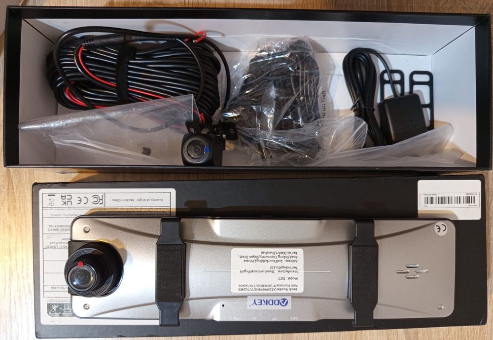 Видеорегистратор Addkey 4K Mirror Dash Cam.