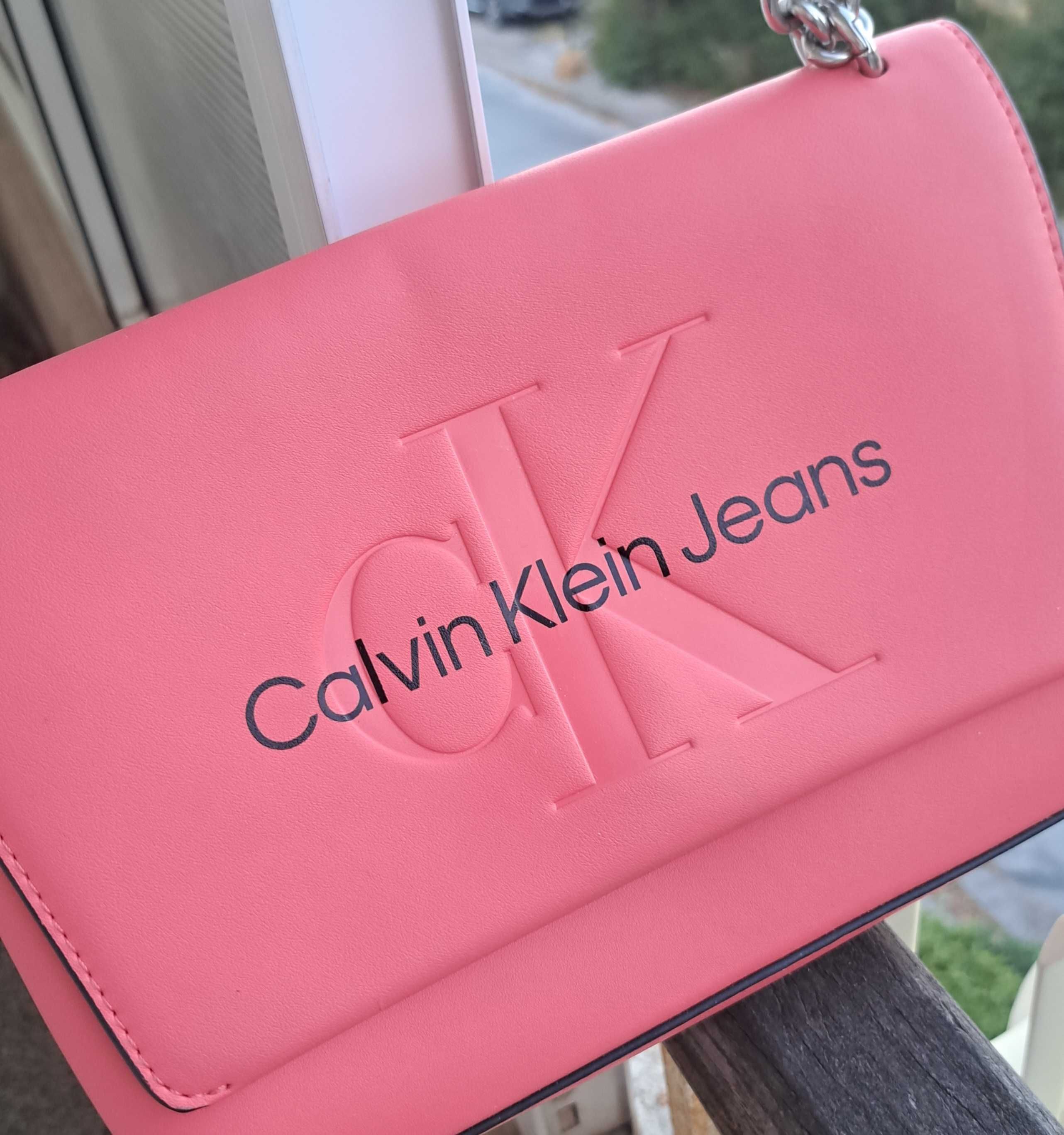 Малка чанта Calvin Klein