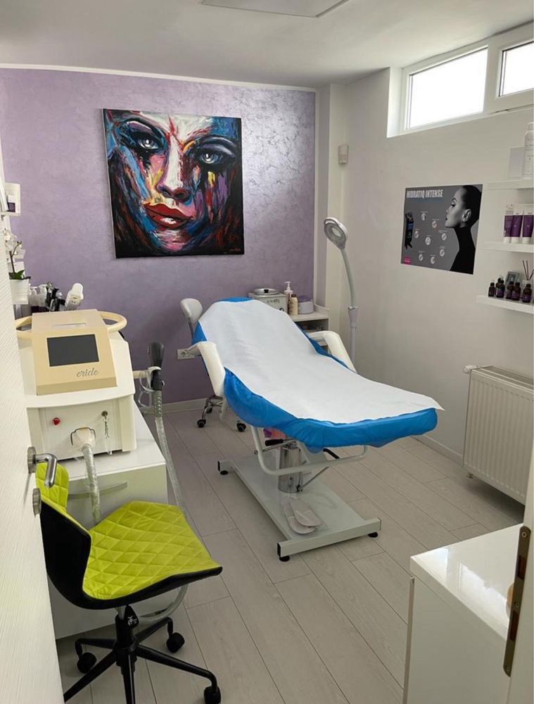 Se vinde afacere cu portofoliu de clienti.Salon de cosmetica .