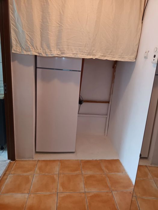 Vând garsonieră oraș Pecica !