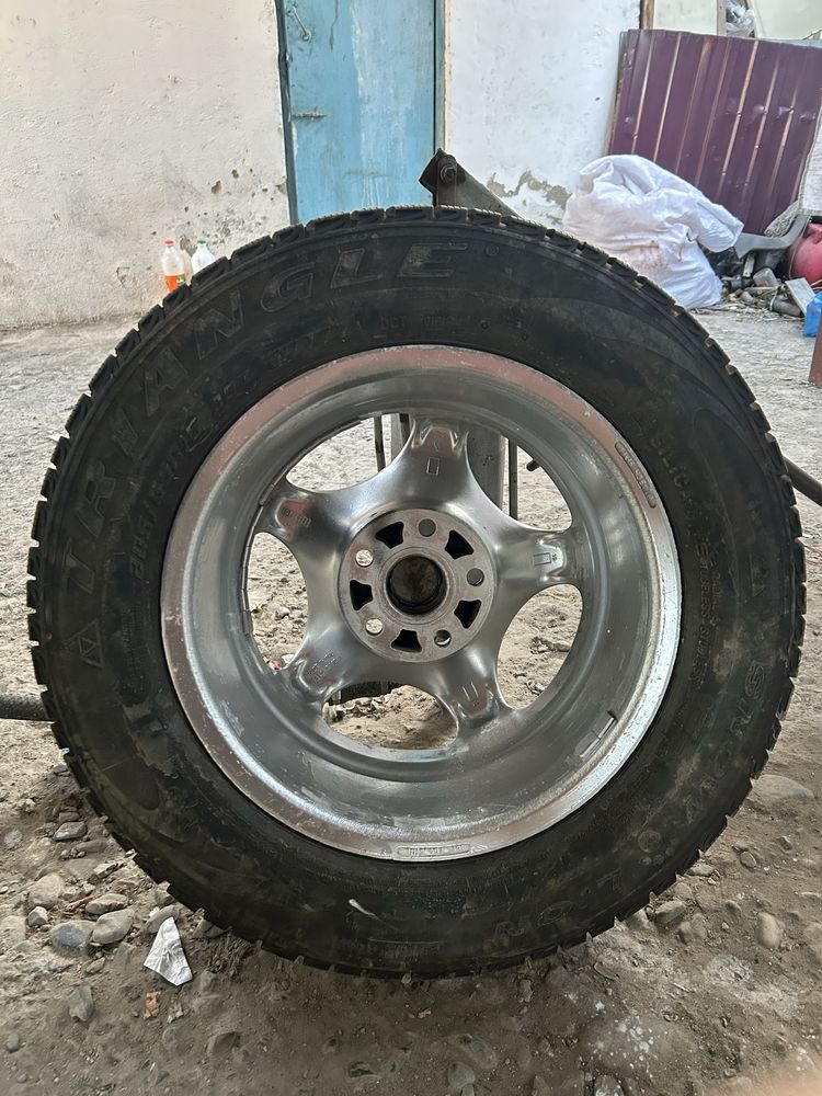 4 титанкы зимни пакрышки