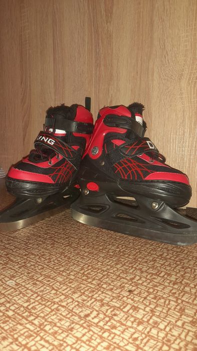 Продам детские коньки