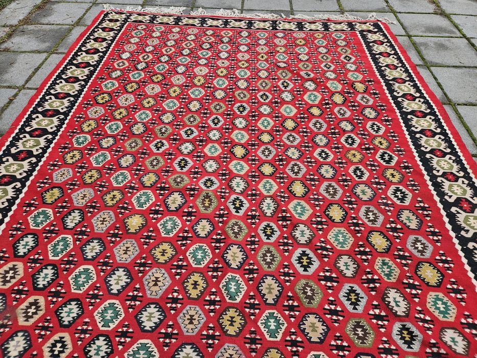 Чипровски килим.