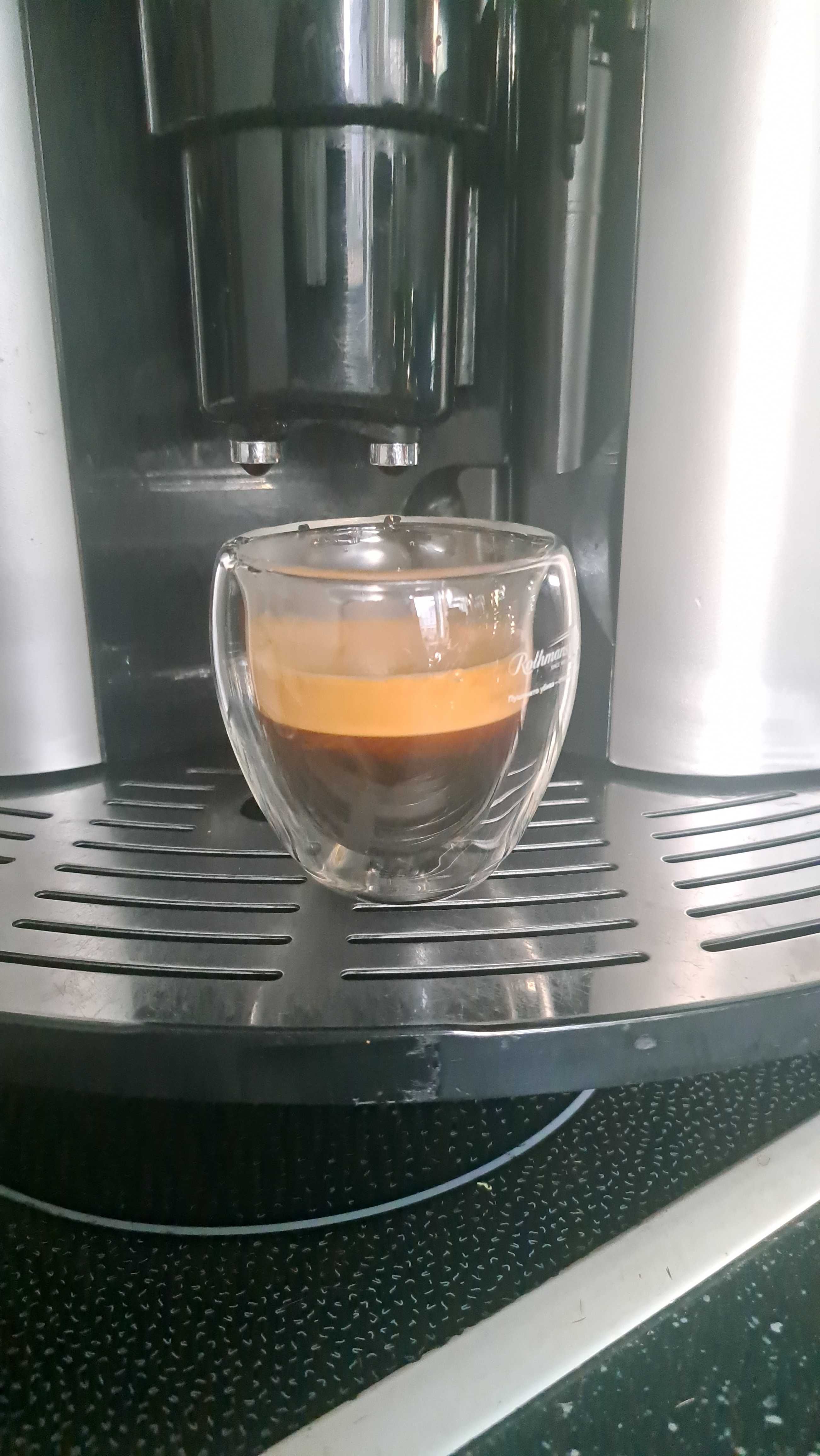 Кафеавтомат Delonghi Caffe Venezia ESAM2200.S