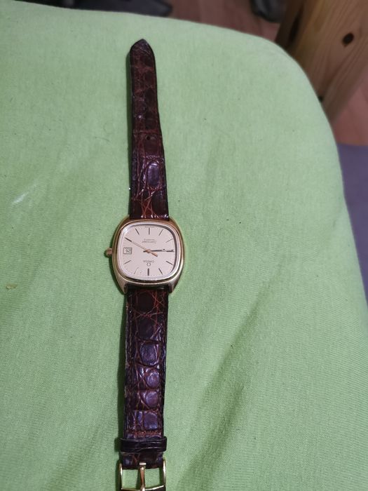 Ceas omega   cu baterie