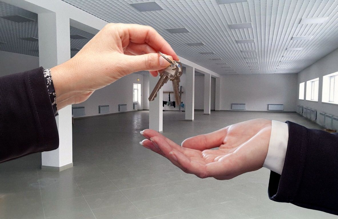 Сдаётся здание.Ғимарат жалға беріледі.