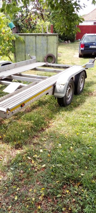 Vind platforma de două tone preț 1500 euro
