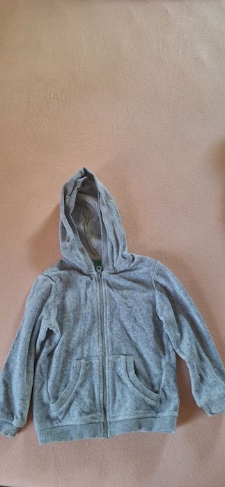 Суичъри с цип и качулка- BENETON и PUMA