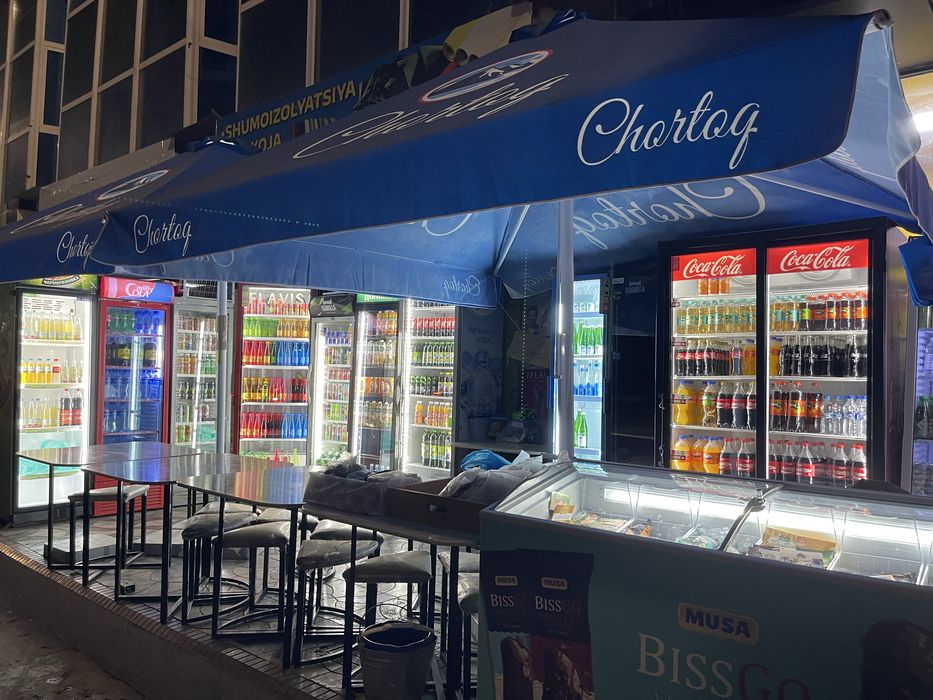 Fast food  biznes sotiladi.