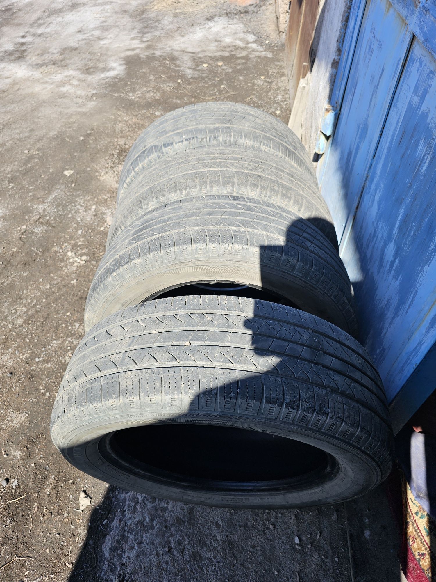 Срочно продаётся шины летние  размер 225/60R18