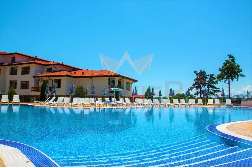 Продава се Тристаен апартамент в к.к. Слънчев бряг - 118 кв.м за 1170 €/кв.м - Снимка #6