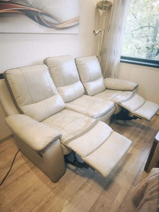 Диван  с релакс механизми / реклайнер