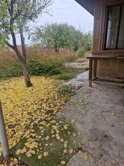 Casa batraneasca din caramida