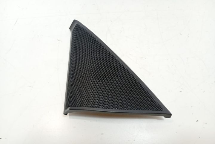 Tweeter capac difuzor stanga A2047200148 Mercedes-Benz C-Class W204/S