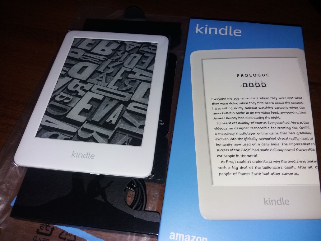 Новые электронные книги Amazon Kindle 10 с подсветкой