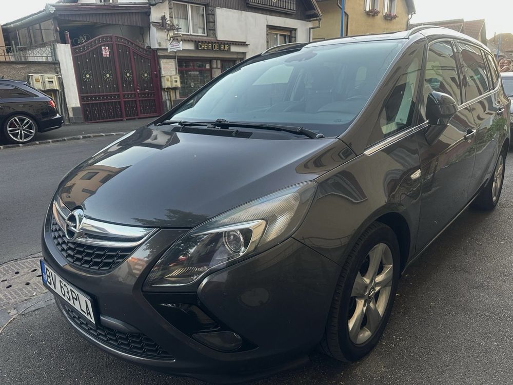 Opel zafira tourer
