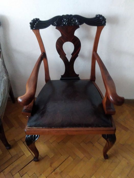 Старинни мебели Пловдив