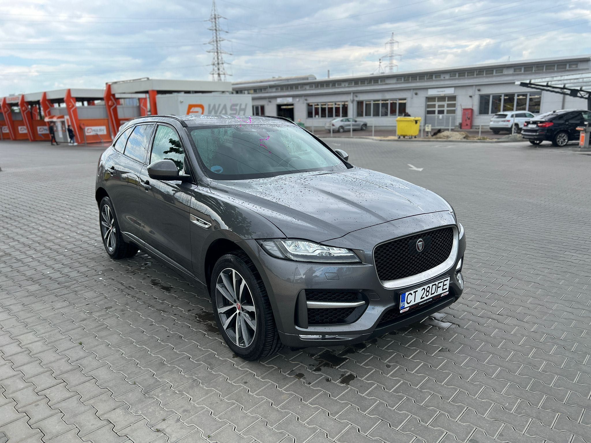 Jaguar F-Pace AWD