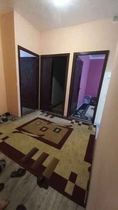 3 xonali uy  sotiladi