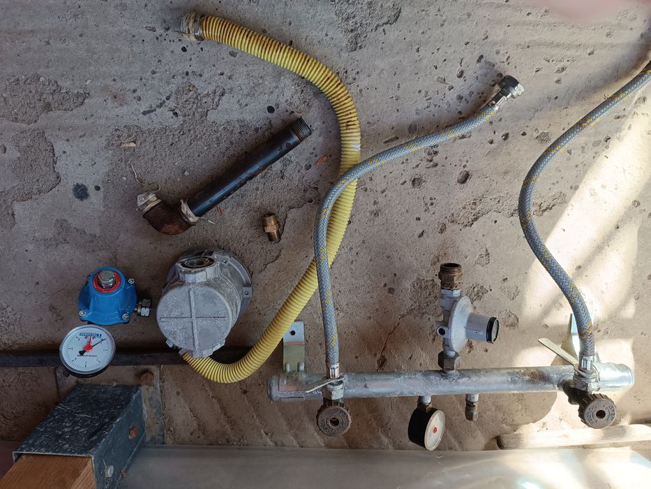 Vând 2butelii gpl rusești+centraliza 2cai