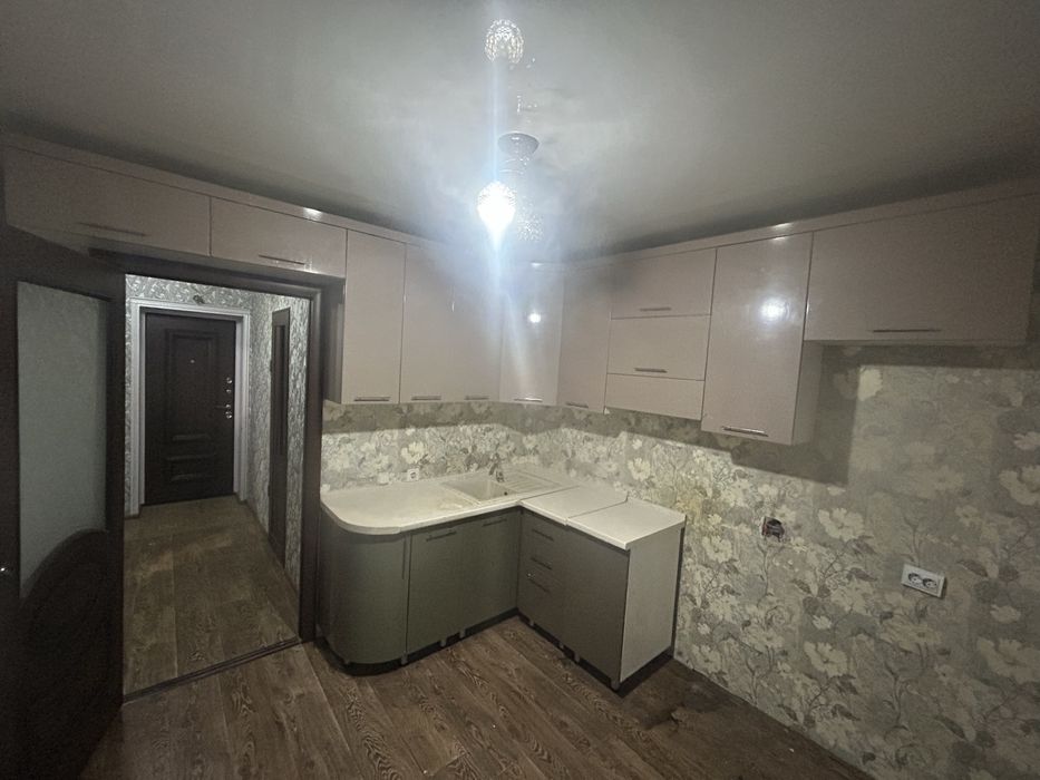 Продам кухонный гарнитур