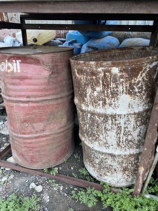 Продам бочки и мраморные плитки