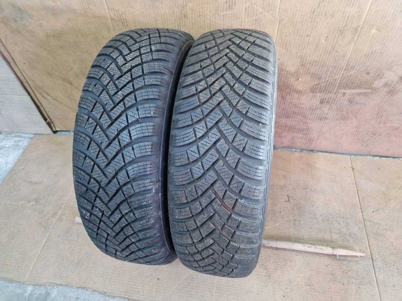 2 Hankook R16 205/60 Anvelope de iarnă DOT2822