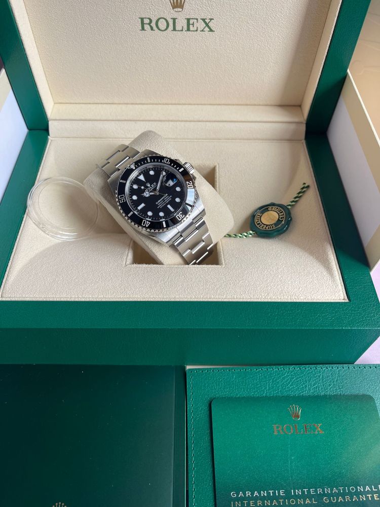 Часовник Rolex Submariner Date Black Dial Ceramic 41 MM