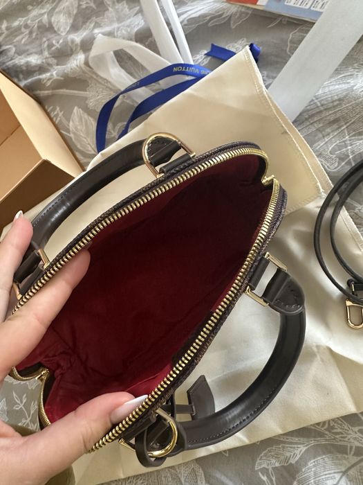 Poseta Louis Vuitton Alma