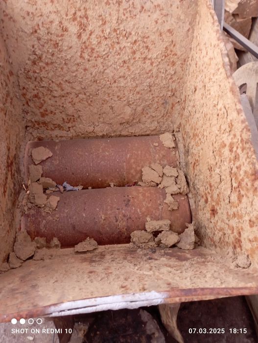 Vând malaxor pentru prelucrarea pământului de sobe/ teracota