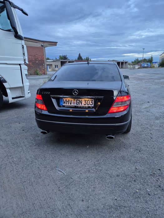 Mercedes W204  C200 Din 2008 Disel CUTIE AUTOMATA  Km 219643 Negru