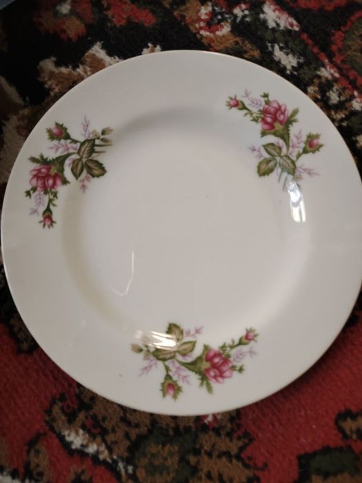 Олдинги жинни идишлар