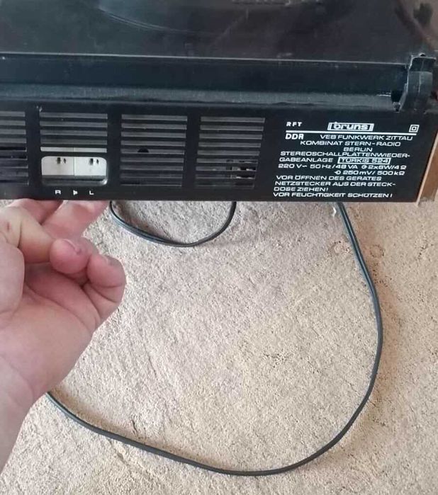 Стар грамофон DDR BRUNS Turkis 524 Работи