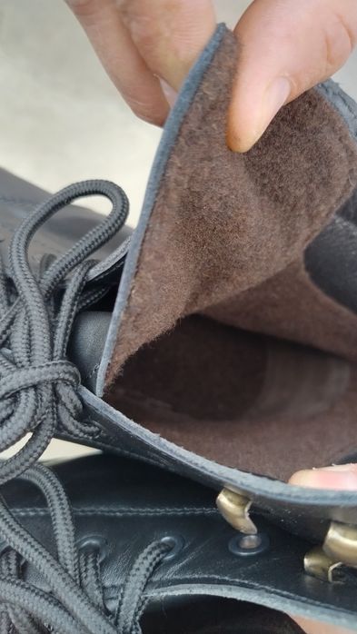 Bocanci bărbătești, noi, mărimea 46