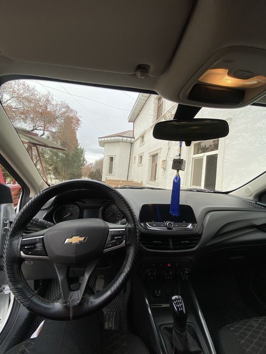 Onix 2023-yil 1-pozitsiya kandisoner bor.