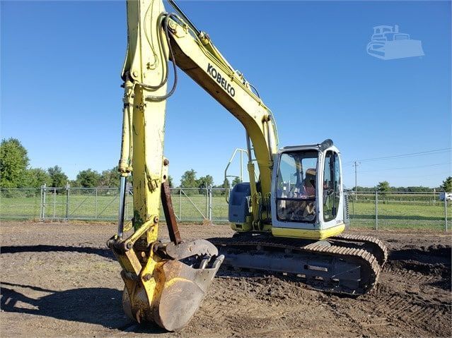 dezmembram kobelco sk135sr
