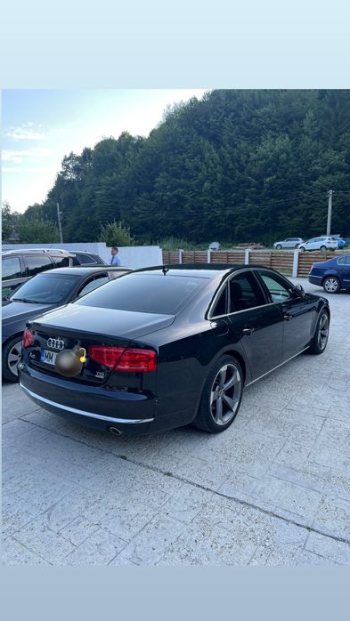 Vand audi a8 2012 km 238000 reali