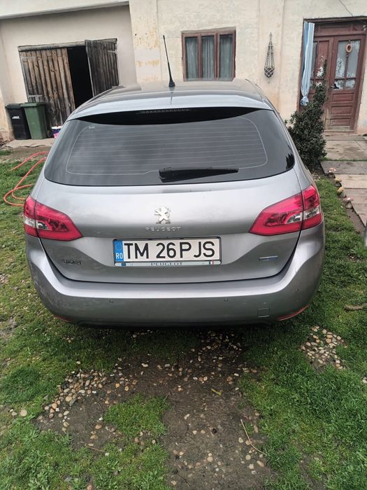 Vând Peugeot Gri 308 2015