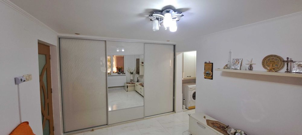 Apartament 2 camere renovat parter viziru 3