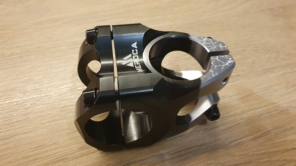 Лапа за велосипед 31.8  35 мм