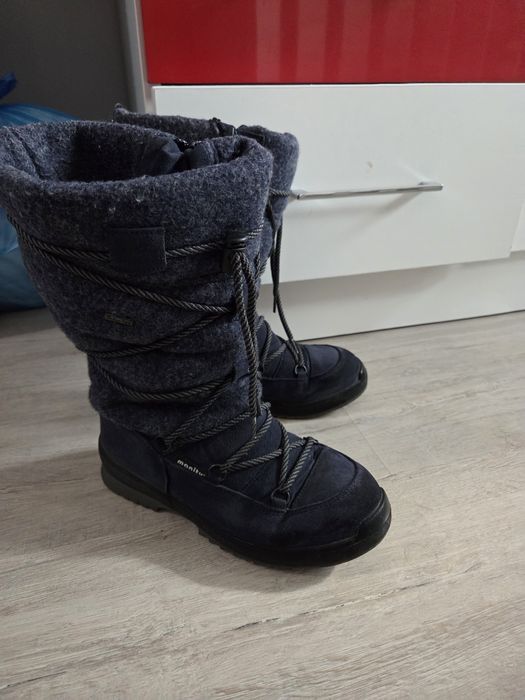 Зимни вълнени апрески 38-ми номер