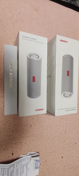 Vând Honor 400 512 GB  5g 2500 lei