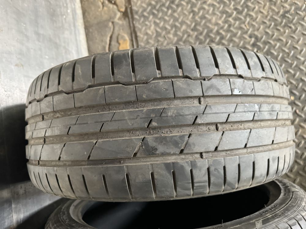 Летни гуми hankook 225/40/18