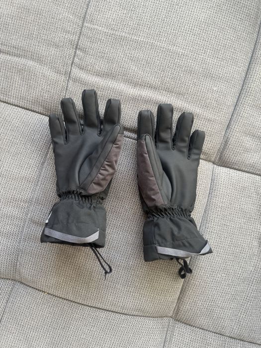 Ски екипировка.